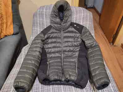 Abrigos y chaquetas de segunda mano para hombre en Alcalá de