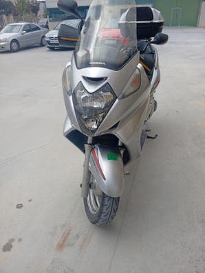 Honda - silverwing 600 ABS