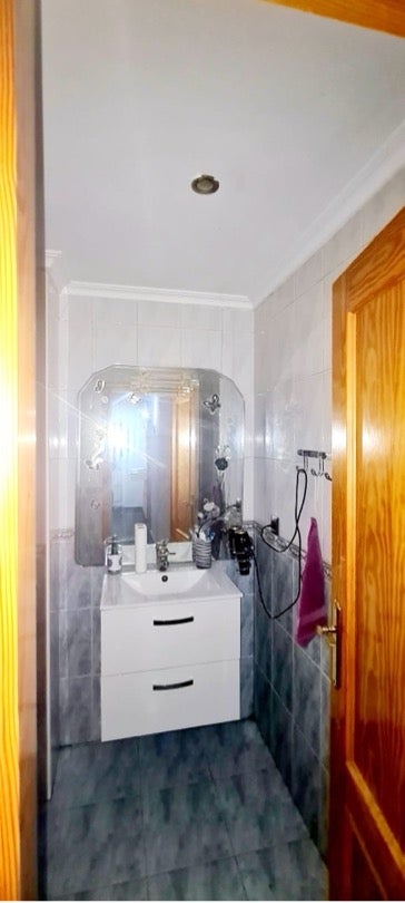 Fotografía del inmueble reportado: 300 €/mes — Elche, Elche