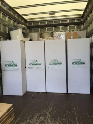 Alquiler cajas para mudanzas, de plástico resistente en Málaga
