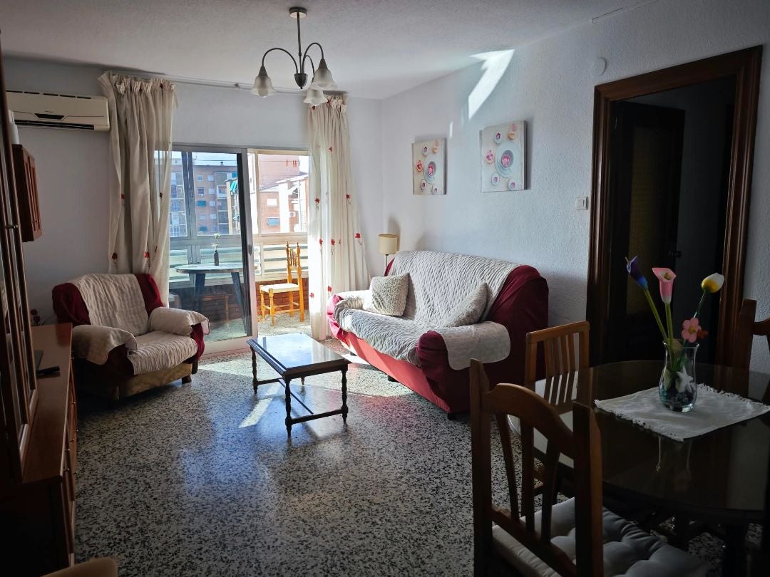 Fotografía del inmueble reportado: 780 €/mes — Granada, Granada