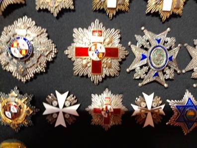 Lote de medallas militares que incluye: Legión de Honor…