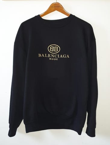 - Sudadera balenciaga