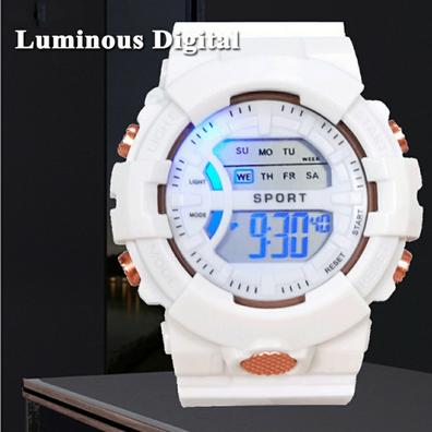 Compre Reloj Digital Unisex Cuadrado De Gran Cara Led Para Hombres, Reloj  Electrónico Para Mujeres, Reloj De Silicona Para Estudiantes y Reloj Digital  Led Reloj De Silicona de China