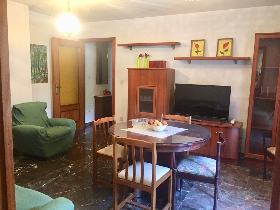 Fotografía del inmueble reportado: 700 €/mes — Granada, Granada