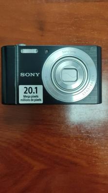 Cámara Sony DSC-W620, 14 Mpx, Zoom Óptico 5X, LCD 2.7, Rojo + Memoria 2GB  - DSC-W620/R