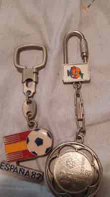 LLAVERO MUNDIAL ESPAÑA 82 Badajoz Con El Mundial Sede Oficial EUR 5,99 - ES