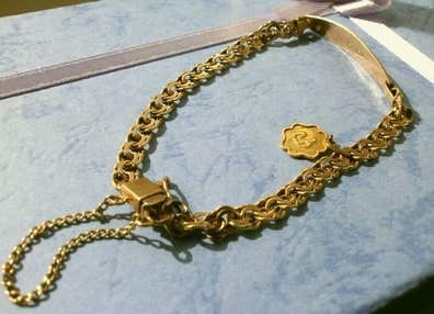 Milanuncios - Pulsera tipo Esclava de Oro de 18K