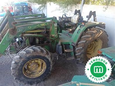 Produtos da categoria Tratores John Deere novos e usados à venda