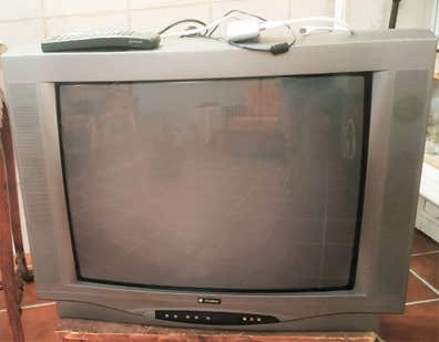 Firstline Televisores de segunda mano baratos | Milanuncios