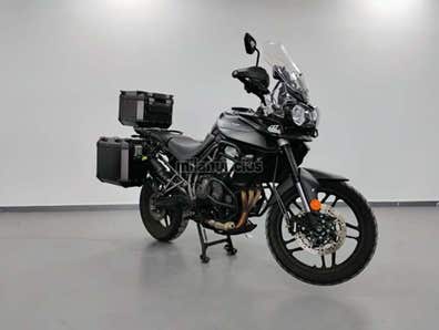 TRIUMPH - TIGER 800 XR