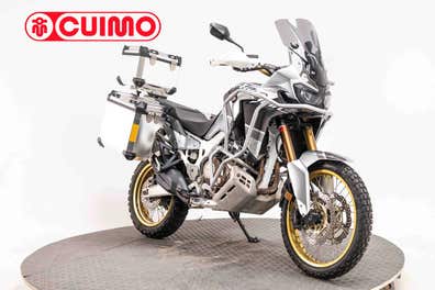 HONDA CRF1000L Africa Twin Versión 2015