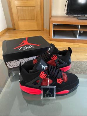 Jordan 4 Retro Negra/Roja - Comprar en Zapas.Store