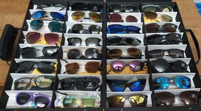 Expositor gafas sol. Anuncios para comprar vender de segunda mano | Milanuncios