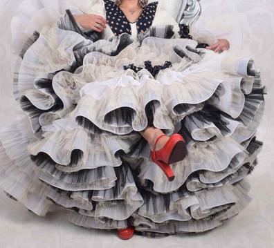 pierna pesadilla Surrey Trajes de flamenca y vestidos de segunda mano baratos en Andujar |  Milanuncios