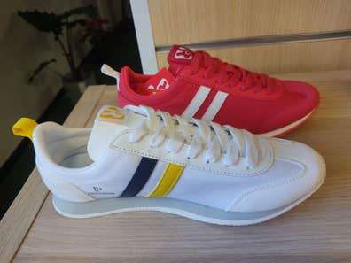 Zapatillas Tienda de deporte segunda mano barata | Milanuncios