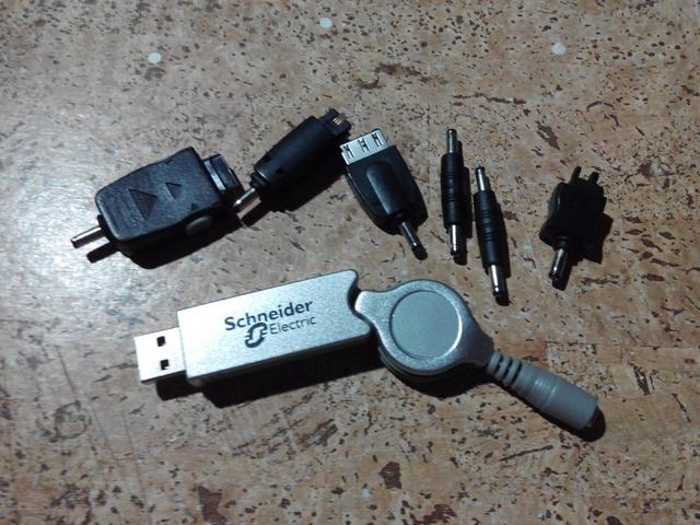 puesto Santuario Menagerry Milanuncios - Cargador USB móviles antiguos