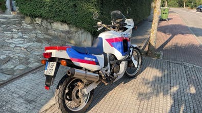 Honda - África Twin 750 RD04