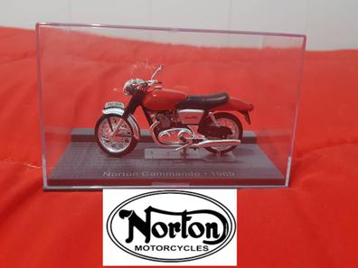 MOBYLETTE BLEUE AV88 1959 CLASSIC MOTO/BIKE 1:24 ALTAYA IXO - BCN