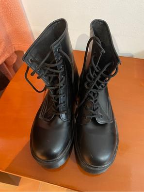 Botas negras estilo dr martens hot sale