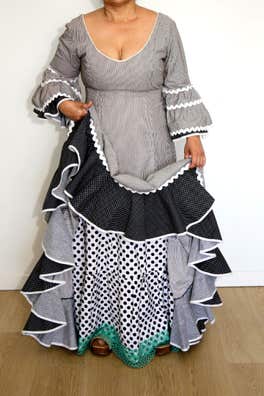 Bata rociera talla 46 de segunda mano para mujer Milanuncios