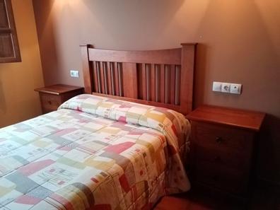 Dormitorio para cama de 135 cm con cabecero + dos mesitas + armario  zapatero madera nogal - Hermógenes