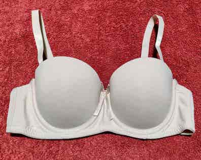 Sujetador de segunda mano para mujer | Milanuncios