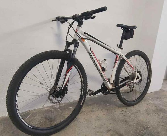 Bicicleta specialized hardrock precio hot sale