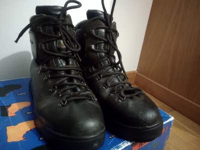 Paredes Botas de Montaña Gelada Marrón