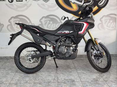 QJ MOTOR SRT 300 DX .