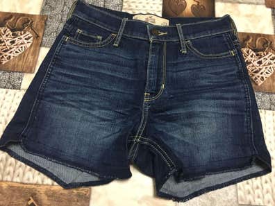 Pantalones de mujer de segunda mano baratos | Milanuncios