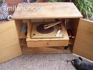 Mueble Tocadiscos Antiguos