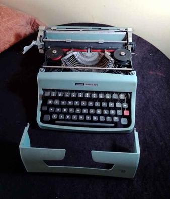Máquina de Escribir Hispano Olivetti M40, en Muy Buen Estado. Barcelona,  Años 40. Funcionando