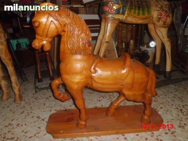 Milanuncios Caballo de madera tallado a mano