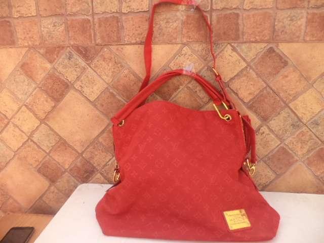 Louis V Rojo