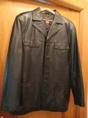 Chaqueta cuero Ropa, moda de hombre de mano barata | Milanuncios