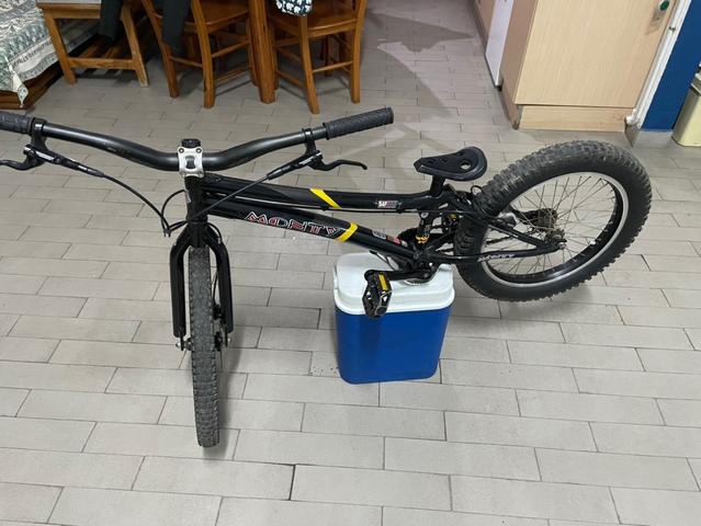 Que bici best sale de trial comprar