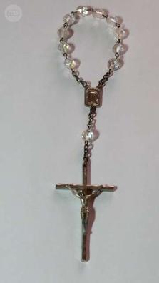 Colgante cruz, madera de olivo con cordón, 6 cm - Botiga de la Catedral de  Barcelona
