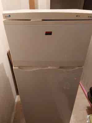 Frigorifico mediano Electrodomésticos segunda mano baratos | Milanuncios