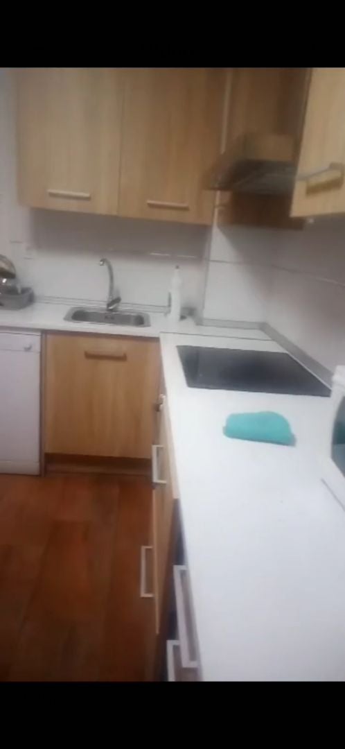 Fotografía del inmueble reportado: 200 €/mes — Granada, Granada