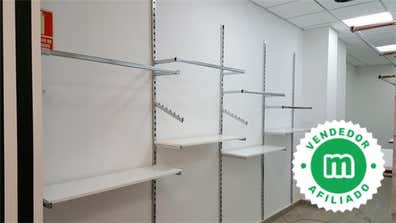 Paneles tienda de ropa Muebles para locales comerciales segunda mano | Milanuncios