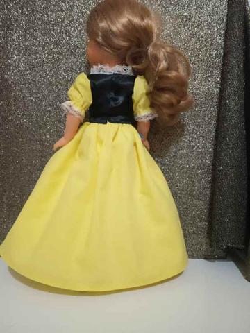 Nancy blancanieves top