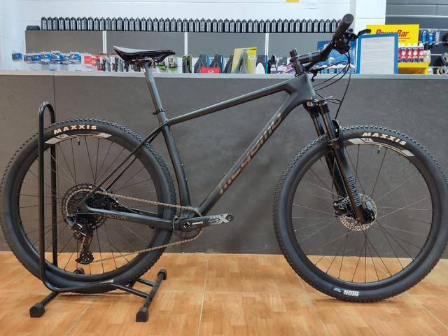 Milanuncios Megamo Factory 30 Black carbono