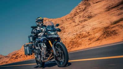 Voge 900 DSX