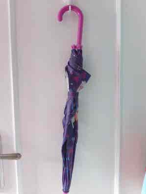 Paraguas vogue y jani Otro de ropa, calzado complementos de segunda mano |