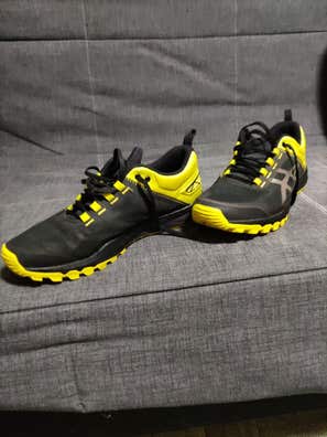 Zapatillas Zapatos y calzado de hombre de segunda mano baratos en | Milanuncios