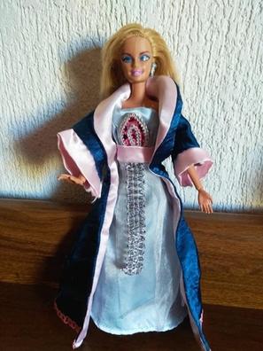 Deshabilitar Marinero Color de malva Barbie coleccion mundo Muñecas de segunda mano baratas en Barcelona |  Milanuncios