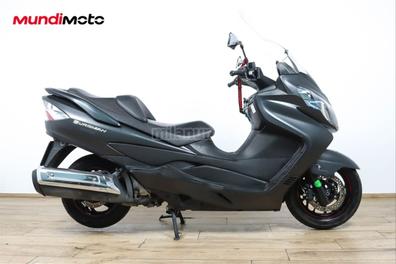 Suzuki Burgman 125 y 200 2014: Movilidad premium