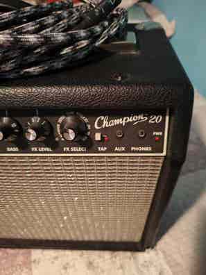 Vendo guitarra electrica por 50 euros Guitarras eléctricas de mano baratas Milanuncios