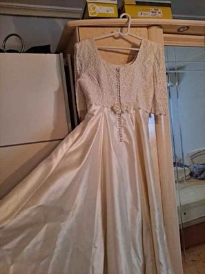 Cola metros Vestidos y trajes de novia de segunda mano baratos